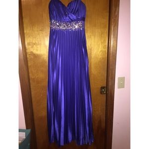 Size 3 Homecoming Dress